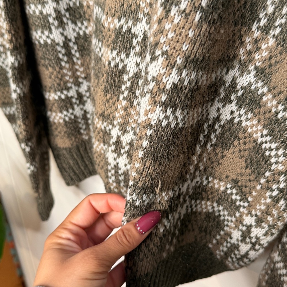 David Taylor Men's Plaid Crewneck Sweater - Picture 4 of 6